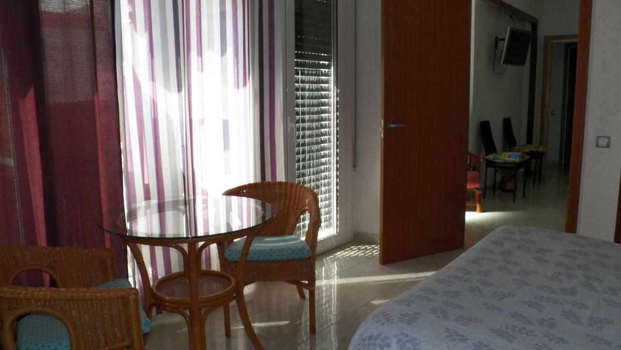 La Casa Del Centre Apartment Tarrega Luaran gambar